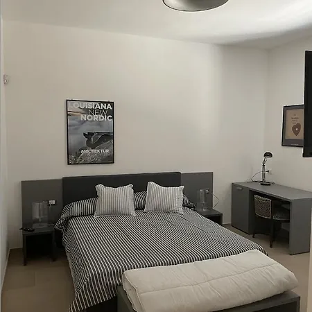 Apartment White Moon
