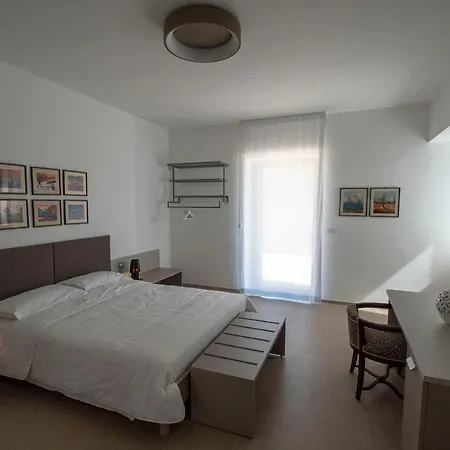 Apartment White Moon